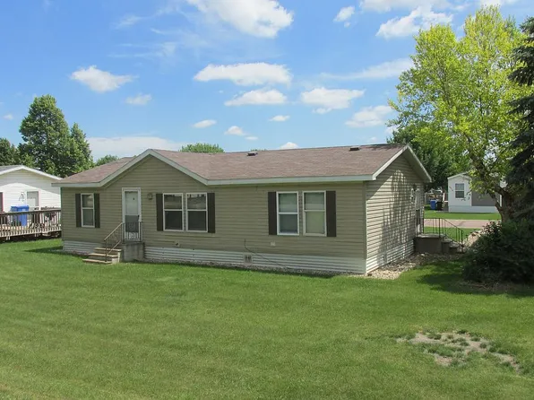 6009 S McKenzie Pl, Sioux Falls, SD 57106