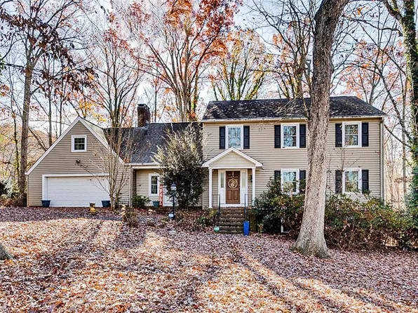 1109 Greenmont Dr, Asheboro, NC 27205