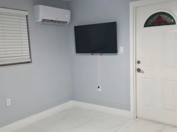 (undisclosed Address), Miami Gardens, FL 33055