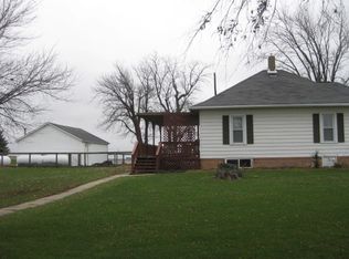 1403 E 9th Rd, Streator, IL 61364