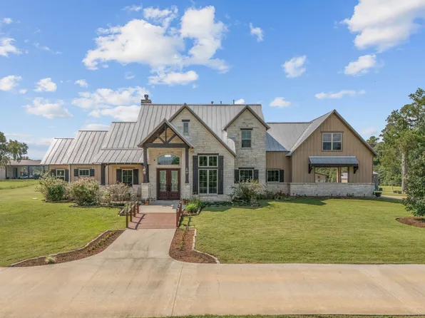 8800 State Highway 150 W, Coldspring, TX 77331