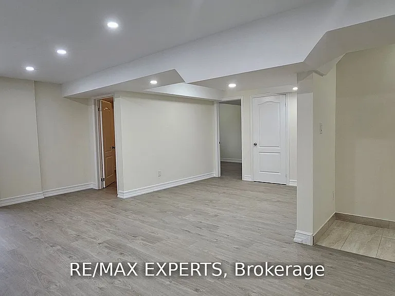 221 Matthew Dr #BASEMENT — Photo 13