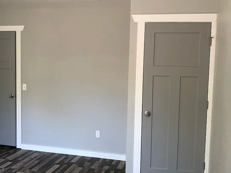 1141 N Douglas Ave — Photo 19
