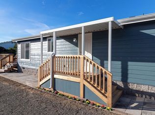 4558 Falcon St, Florence, OR 97439