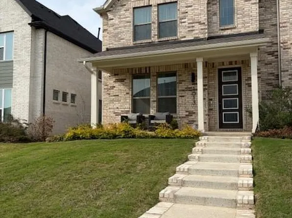 1013 Carnation Dr, Crowley, TX 76036