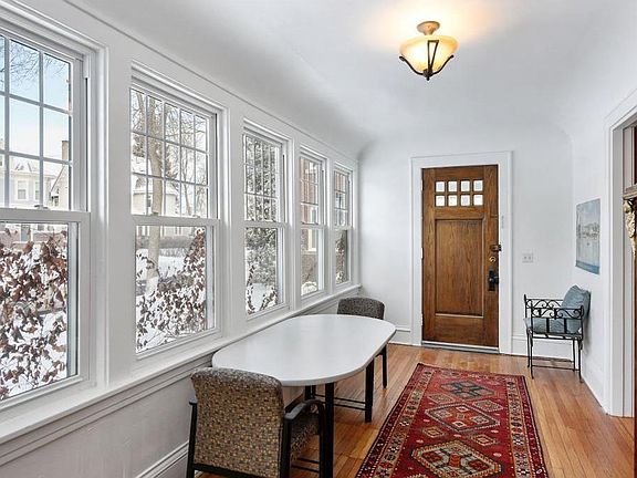 4th image of 2413 Girard Ave S Unit 1