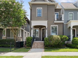 814 Ashland St #B, Houston, TX 77007