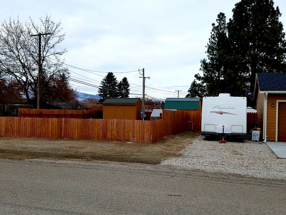 2nd image of 304 Saranac Ave