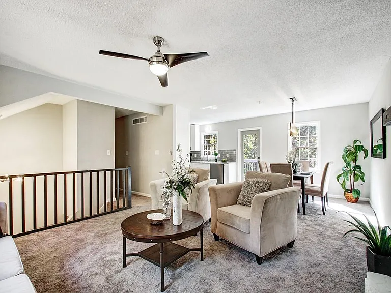 5046 Nebo Rd — Photo 2