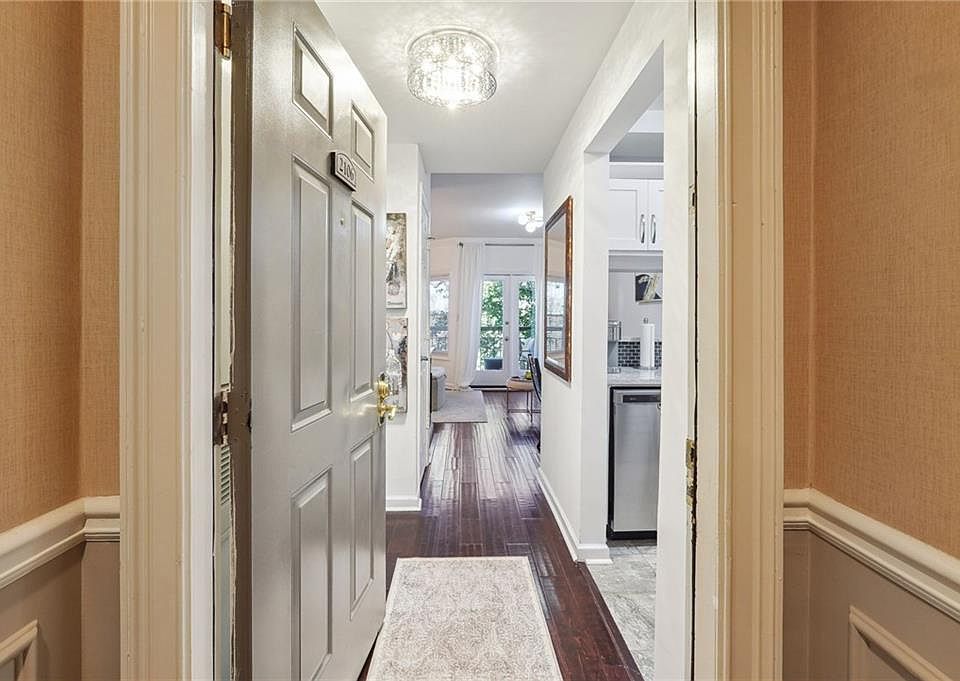 1st image of 2106 River Green Dr NW