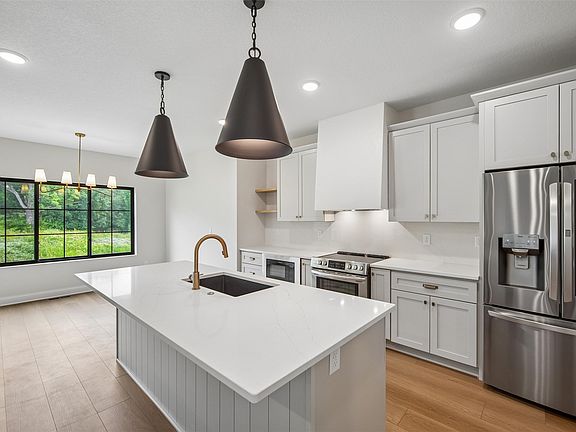 3rd image of 14141 Wilden Dr