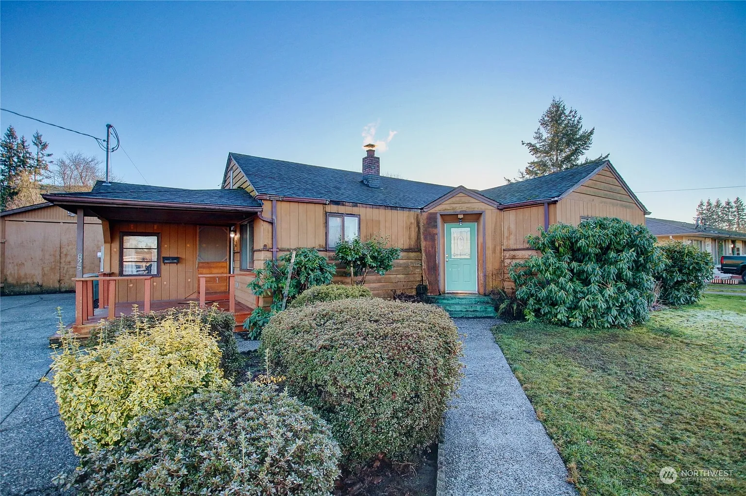 825 Alexander Street photo 1