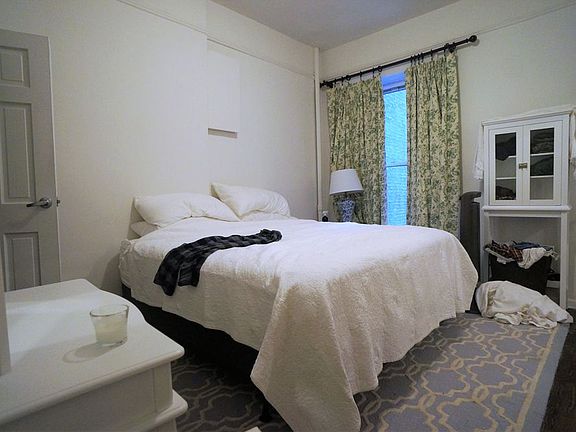 3rd image of 61 E 66th St APT 2B