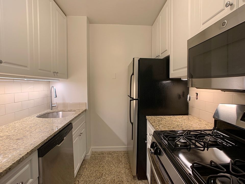 1st image of 401 E 80th St APT 32J
