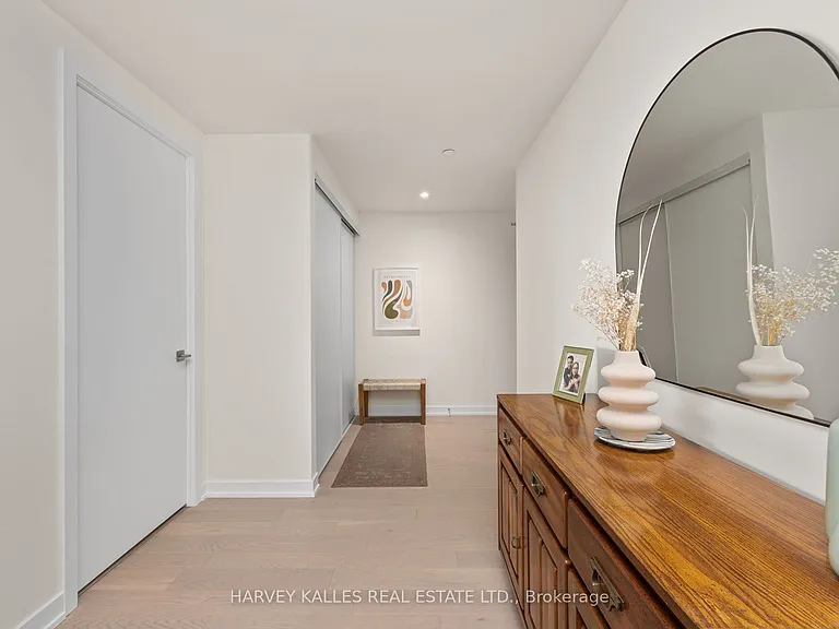 840 Saint Clair Ave W #803 — Photo 3