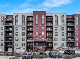 4 Spice Way #101, Barrie, ON L9J 0M2