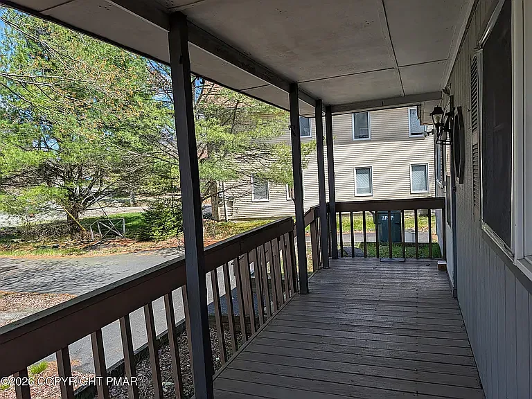 715 Country Place Dr — Photo 17