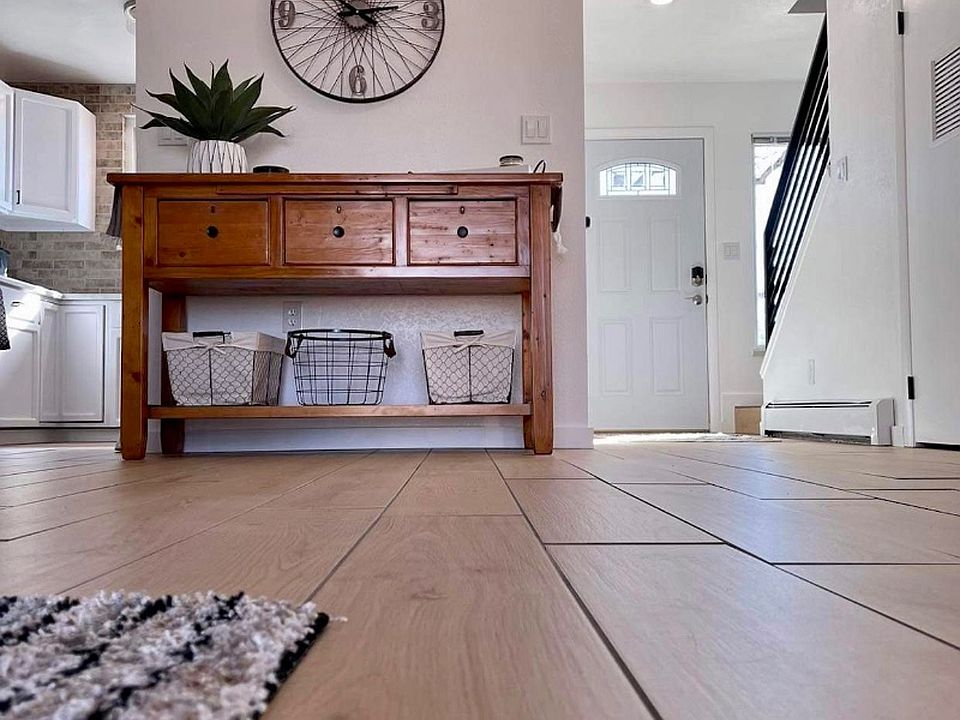 Entry way
