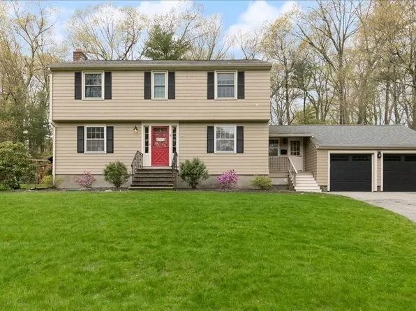 8 Fairbanks Rd, Chelmsford, MA 01824