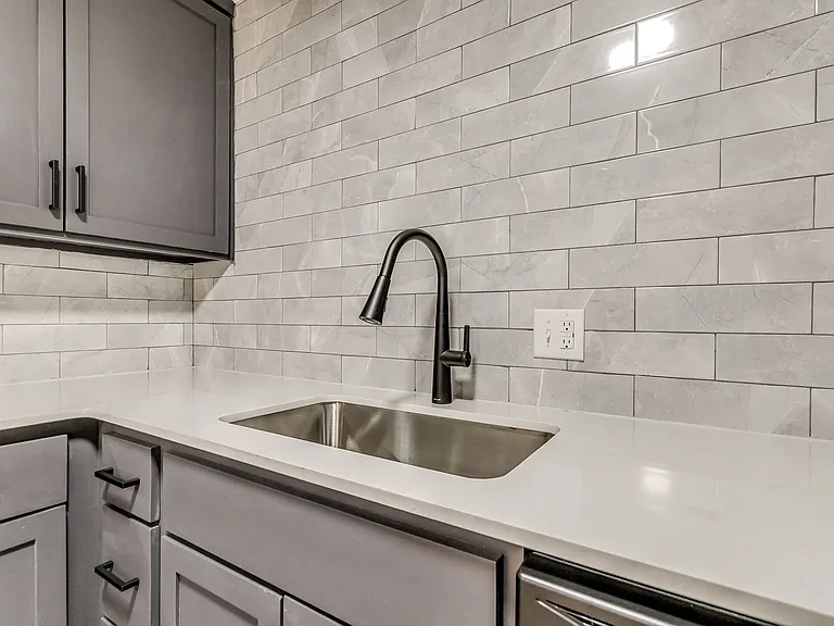 The Elms by ONYX *UNDER NEW MANAGEMENT* Now Offering FREE Prorated Rent! — Photo 39