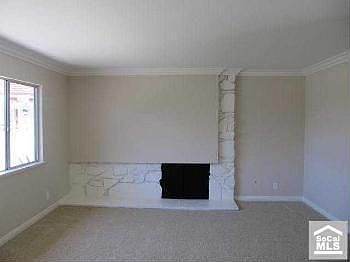 5th image of 230 Marigold Ave