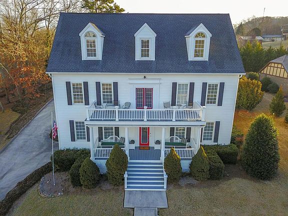 2nd image of 6814 Beaver Brook Dr