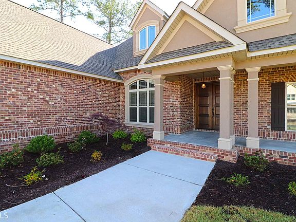 2nd image of 301 Larkwood Bnd #54