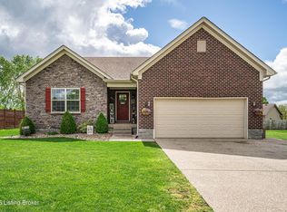 557 Gentry Crossings Blvd, Mount Washington, KY 40047