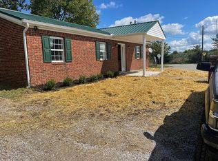 7137 Mount Gilead Rd, Maysville, KY 41056