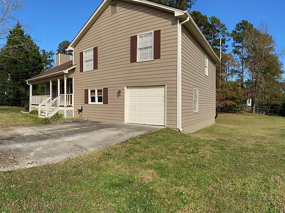 2nd image of 2800 Crystal Brooke Ln