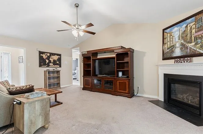 7916 Featherchase Ter — Photo 6