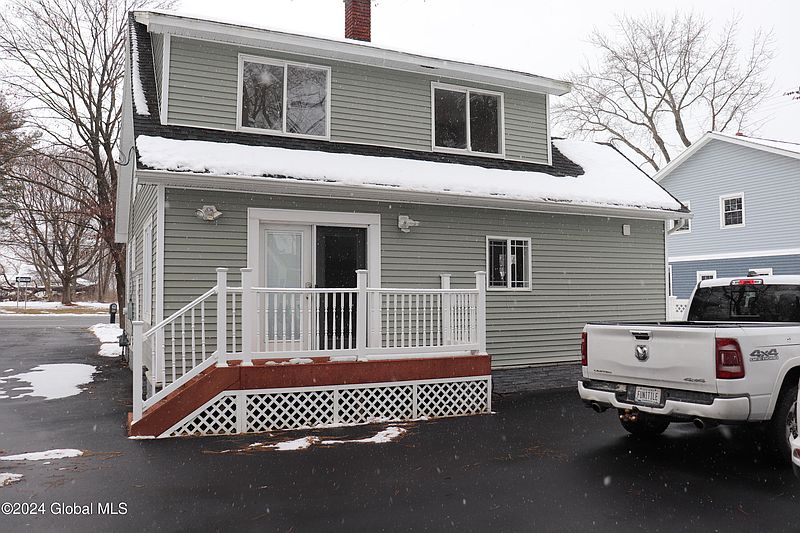 5th image of 2503 Balltown Road