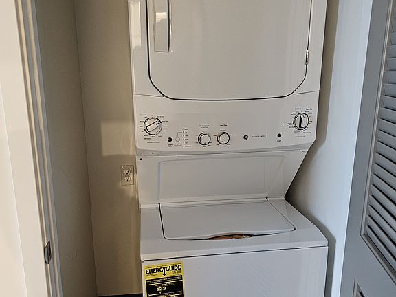 5th image of 1001 S Campus Dr Unit 2119