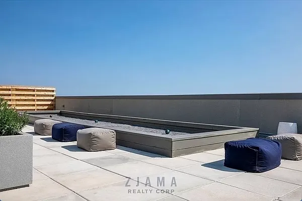 Rented by Zjama Realty Corp | media 33