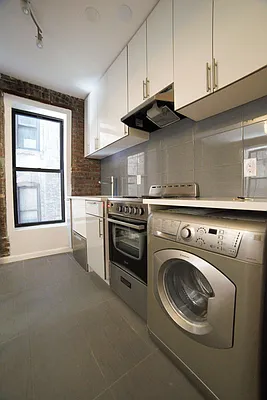 Rented by (LEGACY NOT ACTIVE) DiGiulio Group Real Estate, LLC | media 49