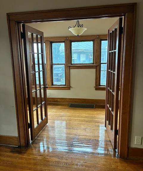 914 W Vine St — Photo 4