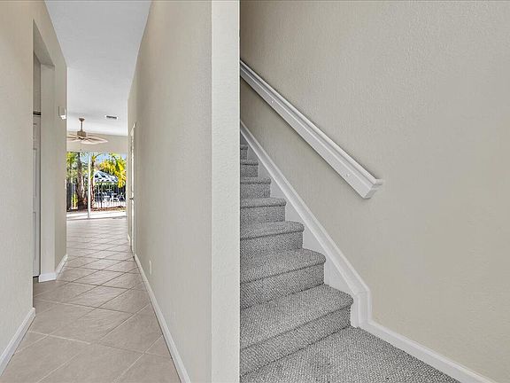 2nd image of 8308 Lagos De Campo Boulevard