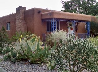240 Laguayra Dr NE, Albuquerque, NM 87108