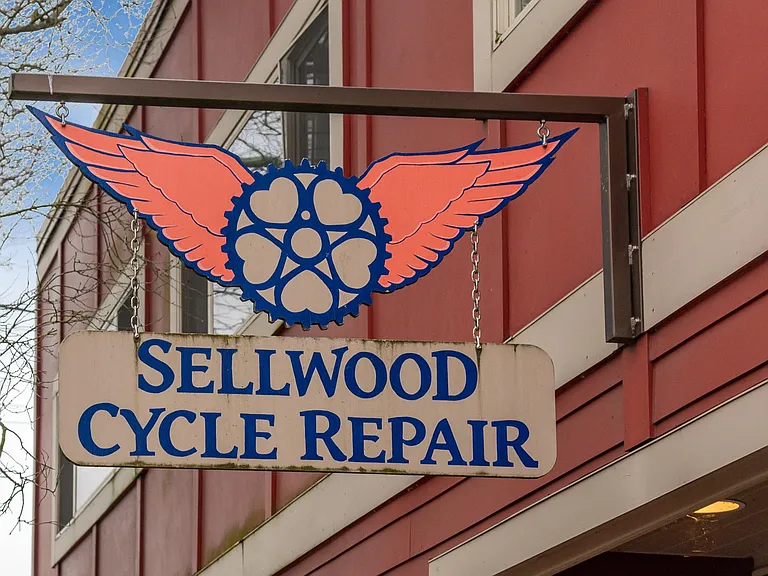 Madison at Sellwood — Photo 9