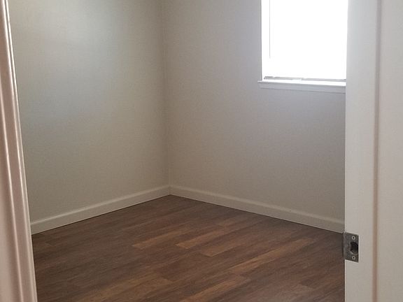 3rd image of 329 Haydon St #200
