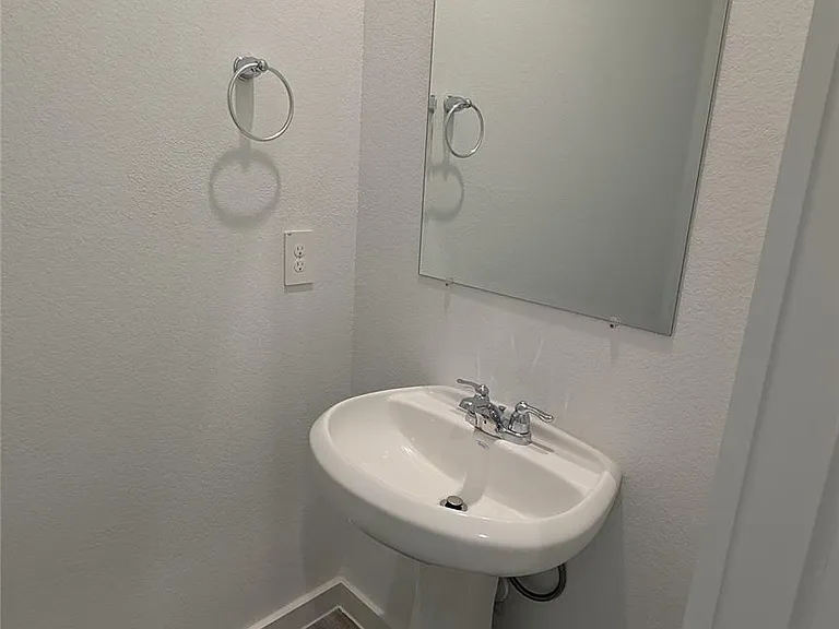 10610 Wellesley Terrace Trl — Photo 12