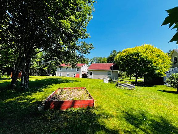 4th image of 30 Meadow Brook Drive