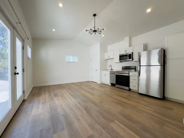 2418 Calle Real #C, Santa Barbara, CA 93105