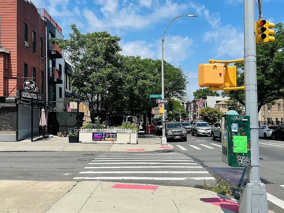1374 Bushwick Ave #2L