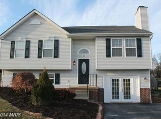 28 Cherrywood Ct, Harpers Ferry, WV 25425