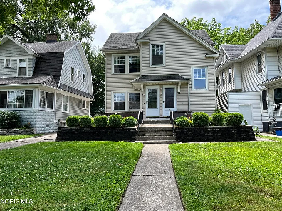 129 University Blvd #127