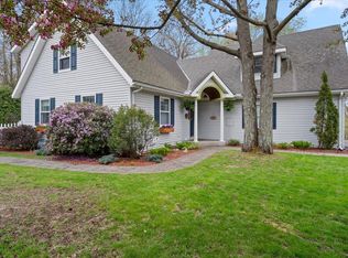 5 Mason Drive, Essex Junction, VT 05452