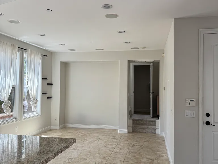 4692 Wellfleet Dr — Photo 4