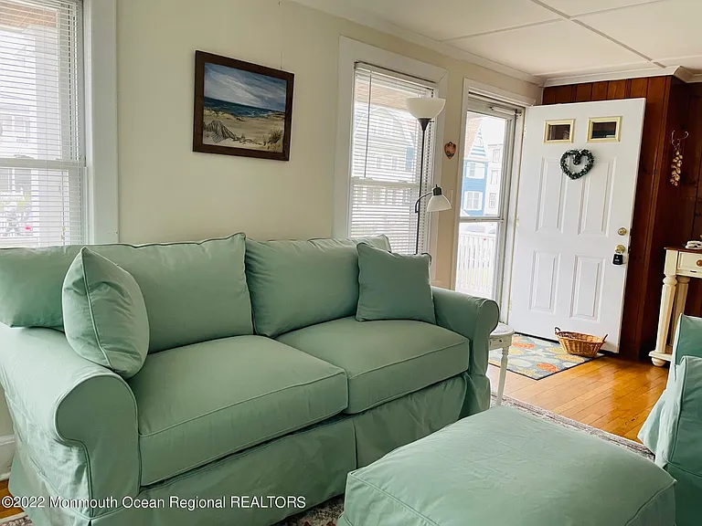 7 Webb Ave #1-W — Photo 5