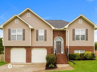 13 Fox Hill Dr, Cartersville, GA 30121